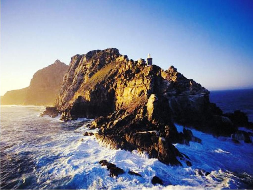 Penguinden - Load-Shedding Free Hotel Simon's Town Exterior photo